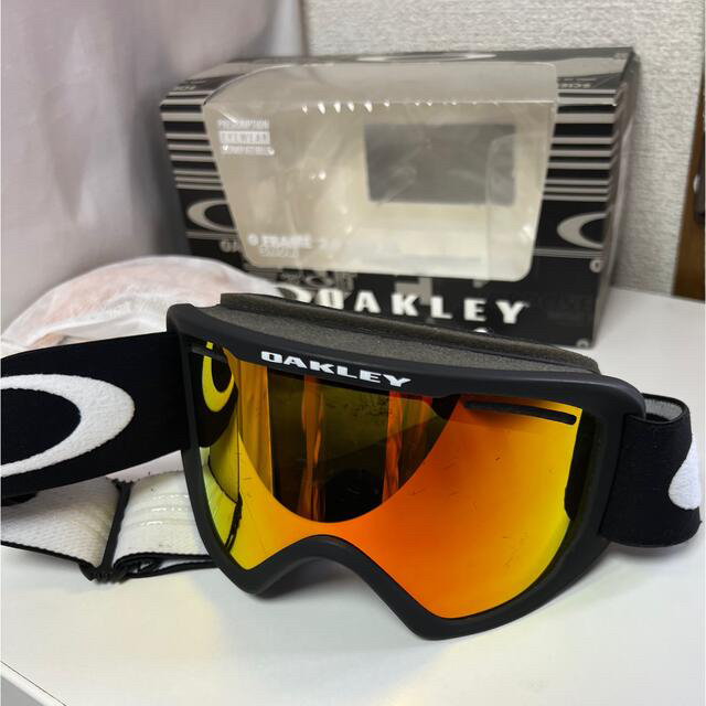 Oakley(オークリー)のオークリー　ゴーグル スポーツ/アウトドアのスノーボード(ウエア/装備)の商品写真