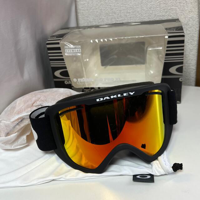 Oakley(オークリー)のオークリー　ゴーグル スポーツ/アウトドアのスノーボード(ウエア/装備)の商品写真