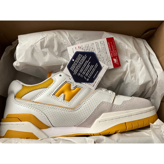 New Balance(ニューバランス)のおにぎり山様専用、NEW BALANCE BB550 "YELLOW" メンズの靴/シューズ(スニーカー)の商品写真