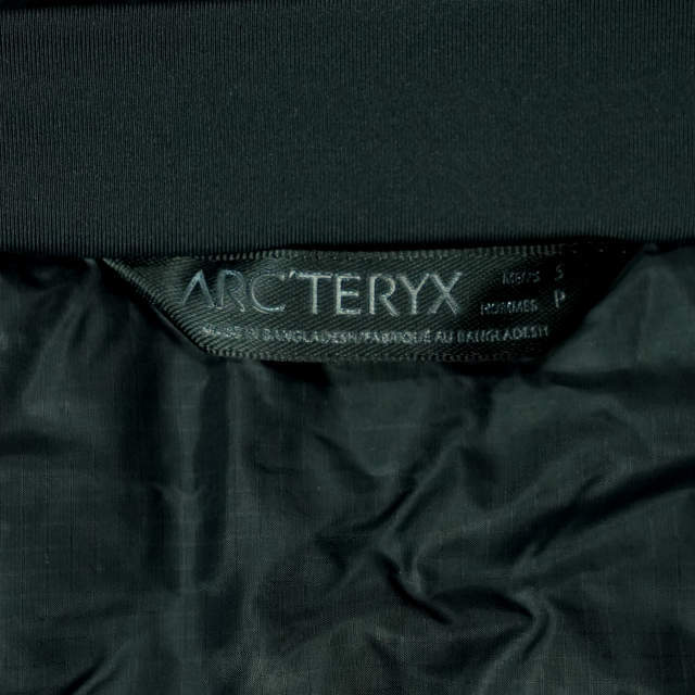 ARC'TERYX(アークテリクス)のARC'TERYX Atom AR Hoody 中綿 ジャケット メンズ メンズのジャケット/アウター(ダウンジャケット)の商品写真