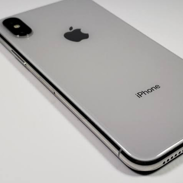 スマホ iPhone X 256GB SIMフリー米国版の通販 by y|アイフォーンなら