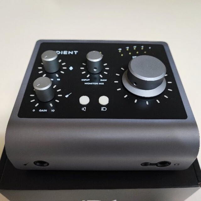 AUDIENT iD4mkII 1