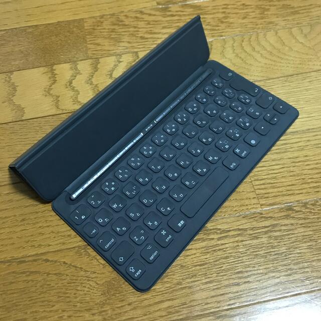 iPad(アイパッド)のiPad Pro 10.5 Smart Keyboard スマホ/家電/カメラのPC/タブレット(PC周辺機器)の商品写真