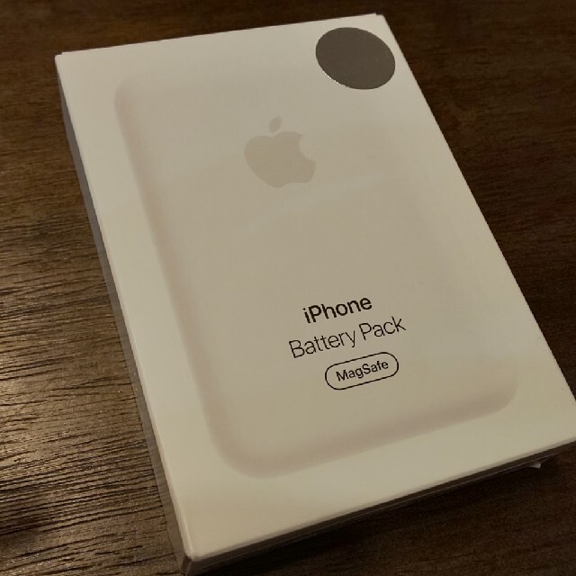 iPhone(アイフォーン)のAPPLE MagSafeバッテリーパック MJWY3ZA/A スマホ/家電/カメラのスマホアクセサリー(その他)の商品写真