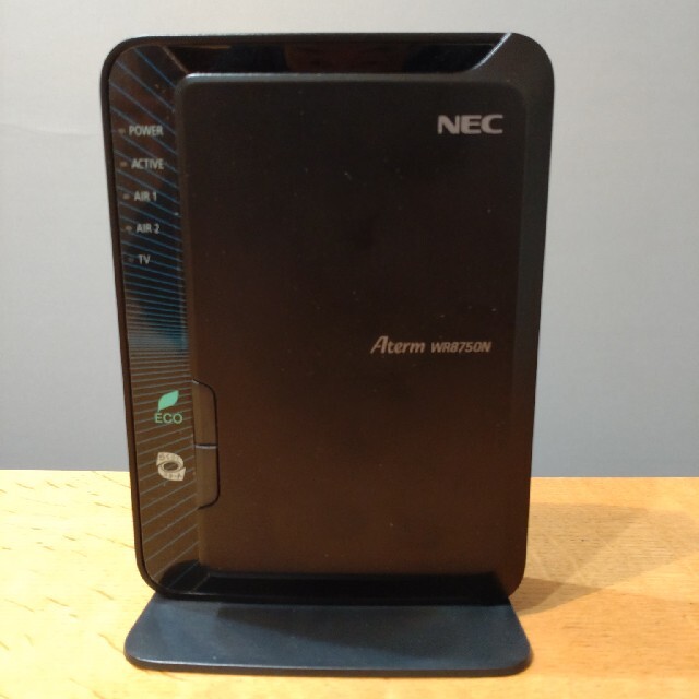 NEC(エヌイーシー)のWi-fiルーター　NEC Aterm WR8750N スマホ/家電/カメラのPC/タブレット(PC周辺機器)の商品写真