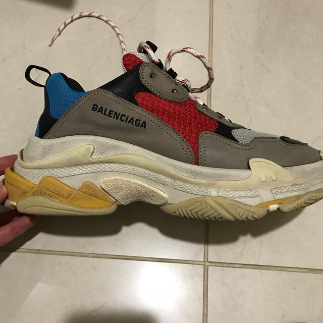 Balenciaga(バレンシアガ)のbalenciaga triple s バレンシアガ　トリプルエス　トリコ　42 メンズの靴/シューズ(スニーカー)の商品写真