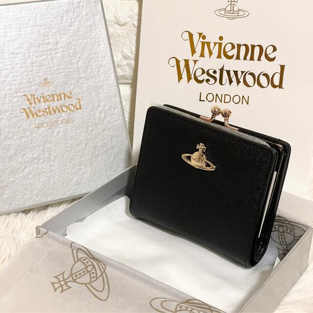 雑誌で紹介された 新品ヴィヴィアンVivienne Westwoodがま口二つ折り
