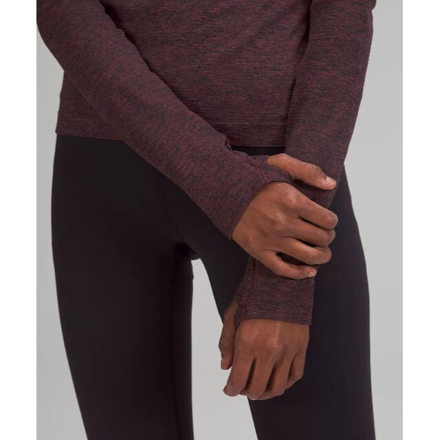 lululemon(ルルレモン)のlululemon ルルレモン Swiftly Tech LS 2.0*Race スポーツ/アウトドアのトレーニング/エクササイズ(ヨガ)の商品写真