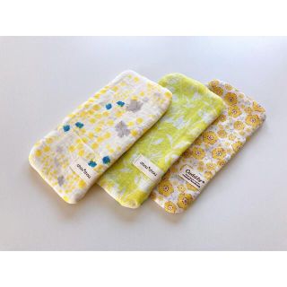 ハーフハンカチ3枚セット　ミモザ　お花　イエローセット　プチギフト　ハンドメイド(タオル/バス用品)