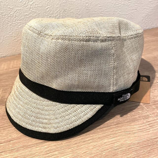 THE NORTH FACE(ザノースフェイス)のTHE NORTH FACE ハイクキャップ ベージュ　キッズLサイズ キッズ/ベビー/マタニティのこども用ファッション小物(帽子)の商品写真