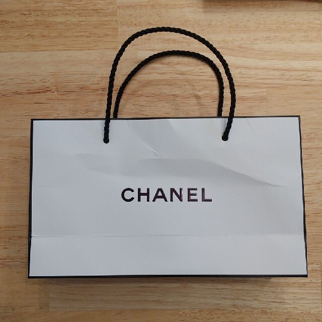 CHANEL(シャネル)のシャネル ショッパー ショップ袋 紙袋 レディースのバッグ(ショップ袋)の商品写真