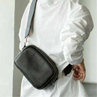 ノーブル(Noble)のみー様専用です美品 ch!iii chiiiibag ワイドベルトボストンバッグ(ショルダーバッグ)