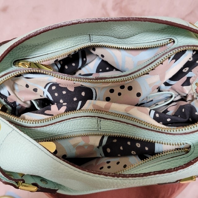 ATAO(アタオ)のイアンヌ　オリビア　春夏限定　エッセンシャルミント レディースのバッグ(ボストンバッグ)の商品写真