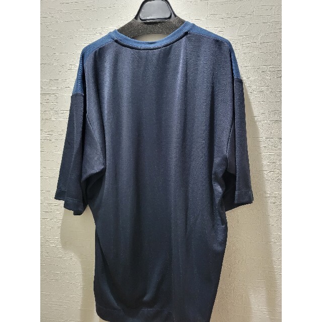 ISSEY MIYAKE(イッセイミヤケ)のISSEY MIYAKEメンズ　T-shirt 3サイズ メンズのトップス(Tシャツ/カットソー(半袖/袖なし))の商品写真