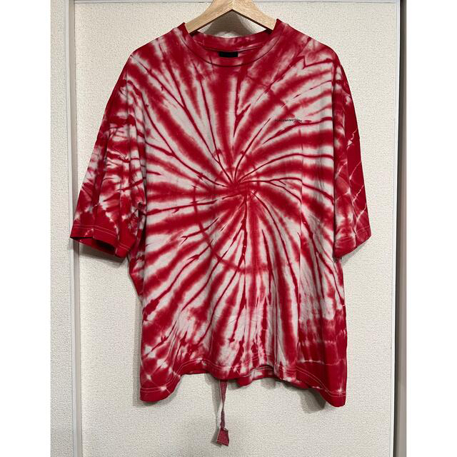 PEACEMINUSONE(ピースマイナスワン)のPEACEMINUSONE PMO TYEDYE RED メンズのトップス(Tシャツ/カットソー(半袖/袖なし))の商品写真