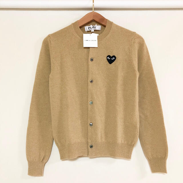 COMME des GARCONS(コムデギャルソン)の新品 プレイ コムデギャルソン ブラックハート カーディガン アニエスベー レディースのトップス(カーディガン)の商品写真