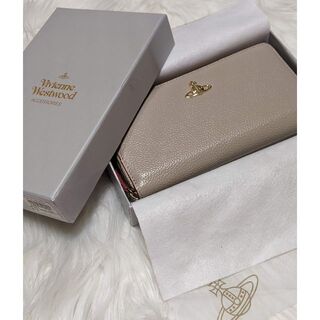 ヴィヴィアンウエストウッド(Vivienne Westwood)の新品　未使用☆　ヴィヴィアンウエストウッド　長財布　グレージュ(財布)