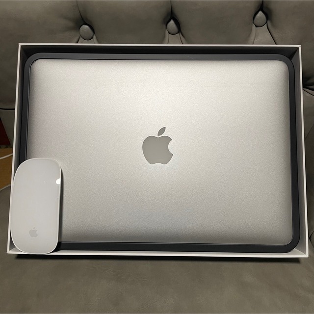 Mac (Apple)(マック)のgo blue様専用ページ MacBook air 2017モデル 13インチ スマホ/家電/カメラのPC/タブレット(ノートPC)の商品写真