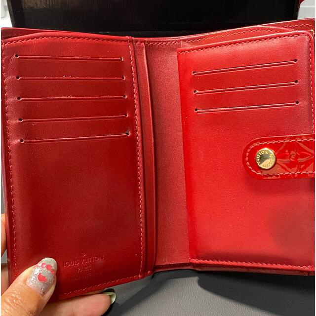 ルイヴィトン ヴェルニ ポルトフォイユ ヴィエノワ 二つ折り財布