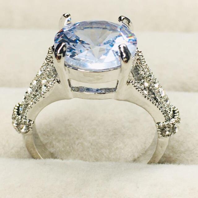 キラキラ　4月誕生石⭐︎モアッサナイト ダイヤモンドリング　11号　新品未使用 レディースのアクセサリー(リング(指輪))の商品写真