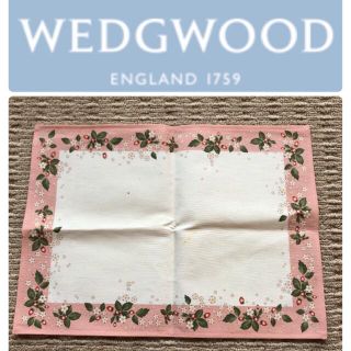 ウェッジウッド(WEDGWOOD)の【訳あり♡置物・花瓶を置かれる方】ウエッジウッド　テーブルマット　テーブルクロス(テーブル用品)