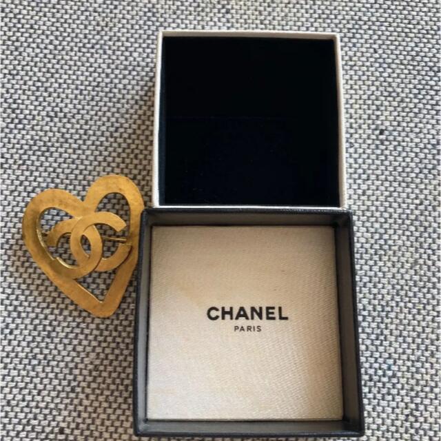 CHANEL(シャネル)のCHANEL シャネルハート　ビンテージ　ブローチ レディースのアクセサリー(ブローチ/コサージュ)の商品写真