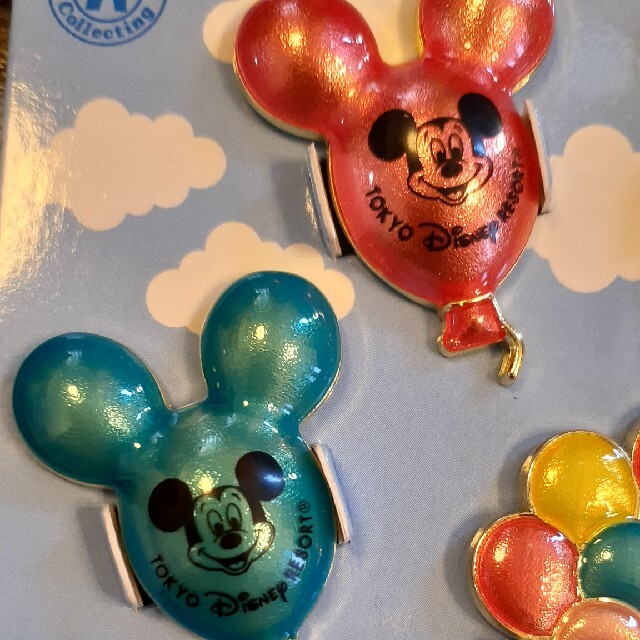 Disney(ディズニー)の東京ディズニー　ミッキーバルーン　ピンバッジ　大人気商品　新品 エンタメ/ホビーのアニメグッズ(バッジ/ピンバッジ)の商品写真
