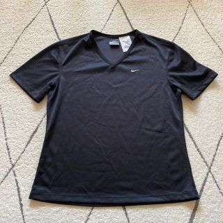 ナイキ(NIKE)のnike シャツ(Tシャツ(半袖/袖なし))