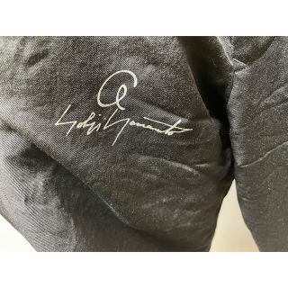 ヨウジヤマモト(Yohji Yamamoto)のyohji Yamamoto デッサンロゴワイドパンツ(スラックス)