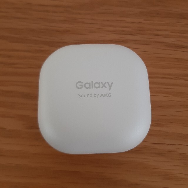 国内外の人気！ Galaxy Buds Pro (Phantom White)ケース付き