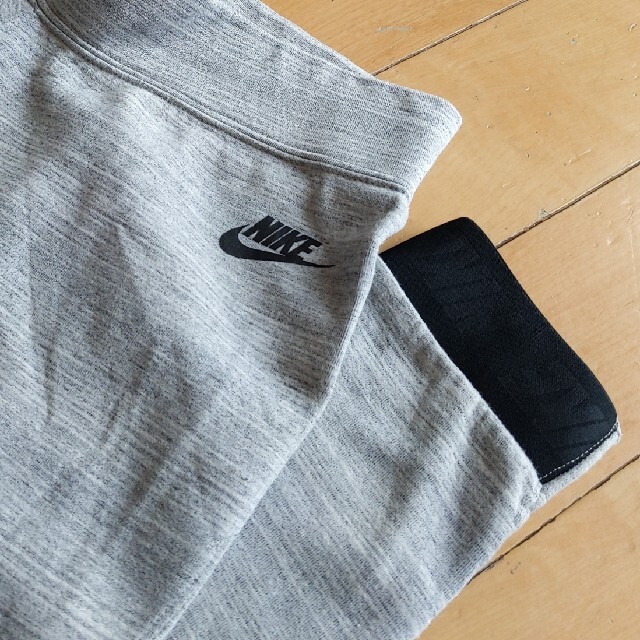 NIKE(ナイキ)のNIKE　ナイキ　Ｓ メンズのパンツ(ワークパンツ/カーゴパンツ)の商品写真