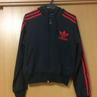 アディダス(adidas)のadidasジャージ(ポンチョ)