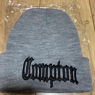 新品未使用送料無料　コンプトン　ビーニー　ニット帽　フリーサイズ　グレー　灰色(ニット帽/ビーニー)