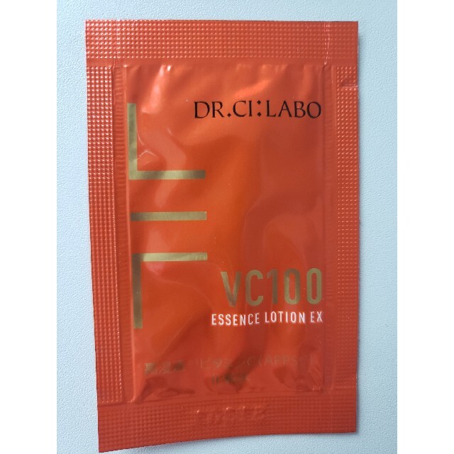 Dr.Ci Labo(ドクターシーラボ)のVC100エッセンスローションEX　&　VC100ダブルリペアセラム コスメ/美容のスキンケア/基礎化粧品(美容液)の商品写真