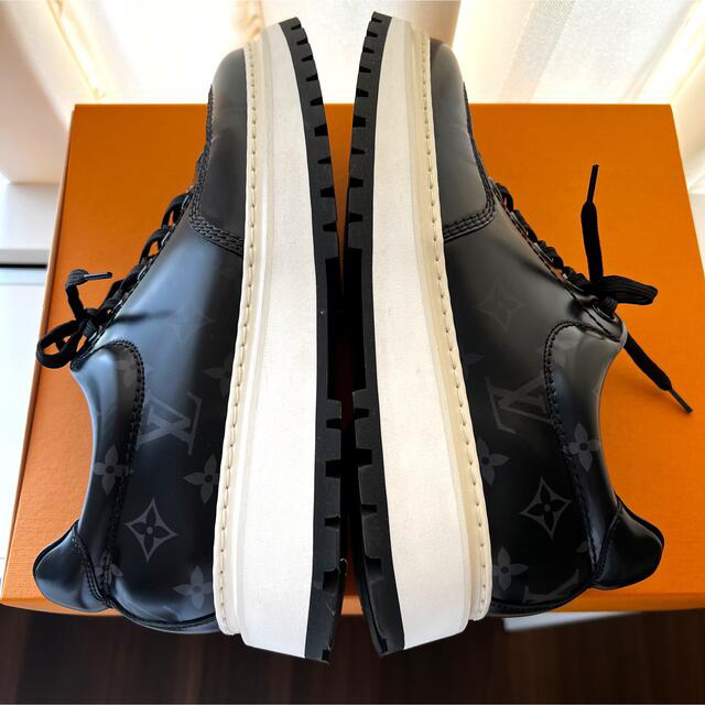 LOUIS VUITTON - ヴィトン スニーカー メンズ ブラック の通販 LOUIS VUITTON - ヴィトン スニーカー メンズ ブラック の通販
