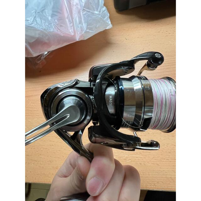 DAIWA(ダイワ)の最終値下げ　18 イグジスト　FC2500S-C スポーツ/アウトドアのフィッシング(リール)の商品写真