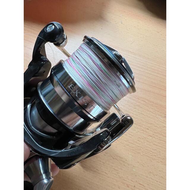 DAIWA(ダイワ)の最終値下げ　18 イグジスト　FC2500S-C スポーツ/アウトドアのフィッシング(リール)の商品写真