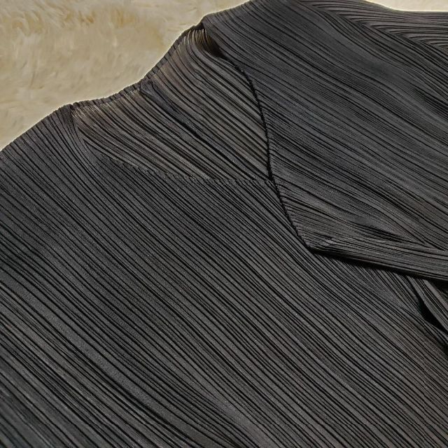 PLEATS PLEASE ISSEY MIYAKE(プリーツプリーズイッセイミヤケ)のプリーツプリーズ ロングカーディガン ブラック L レディースのワンピース(ロングワンピース/マキシワンピース)の商品写真