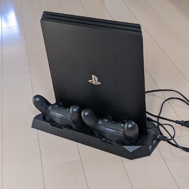 PlayStation/PS4 pro 本体 CUH-7100B プレステ
