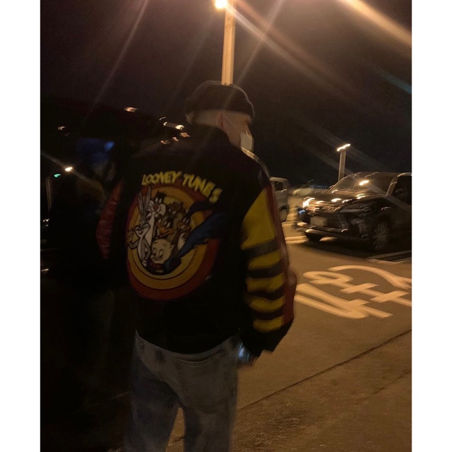 LOONEY TUNES スタジャン LOONEY TUNES スタジャン