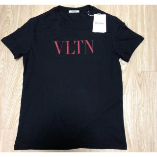 ヴァレンティノ(VALENTINO)のValentino バレンティノ新品❗️VLTN ロゴ　TシャツXSサイズ(Tシャツ/カットソー(半袖/袖なし))