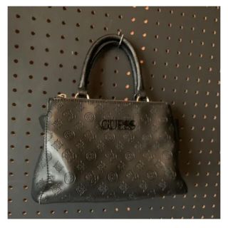 ゲス(GUESS)のguess ハンド・ショルダー　バック(ショルダーバッグ)