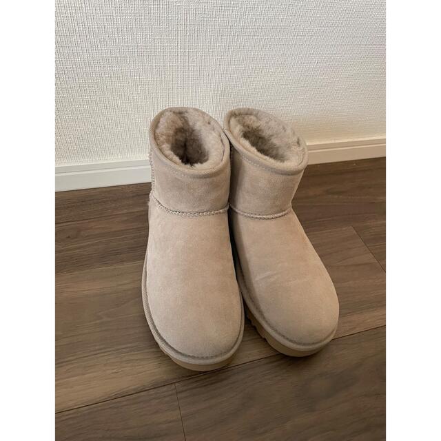 UGG アグ ムートンブーツ　クラシックミニ2