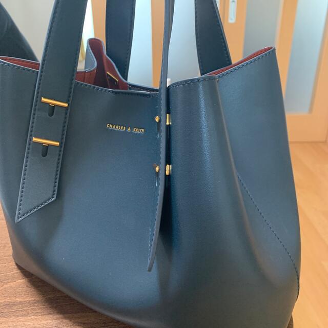Charles and Keith - バッグ CHARLES & KEITHの通販 by m's shop 