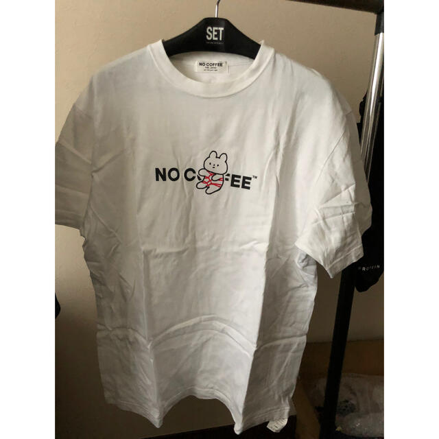 JOURNAL STANDARD(ジャーナルスタンダード)のきっこうちゃん　NO COFFEE コラボTシャツ　黒　白 メンズのトップス(Tシャツ/カットソー(半袖/袖なし))の商品写真