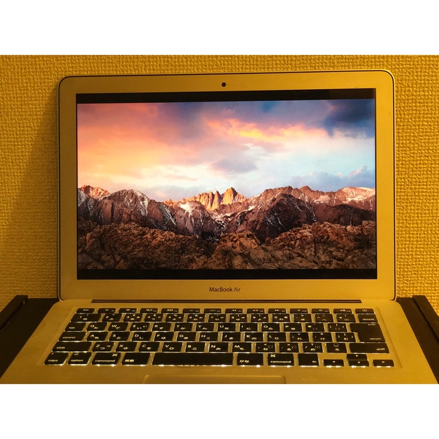 Apple MacBook Air Core i7 ノートパソコン （P38）