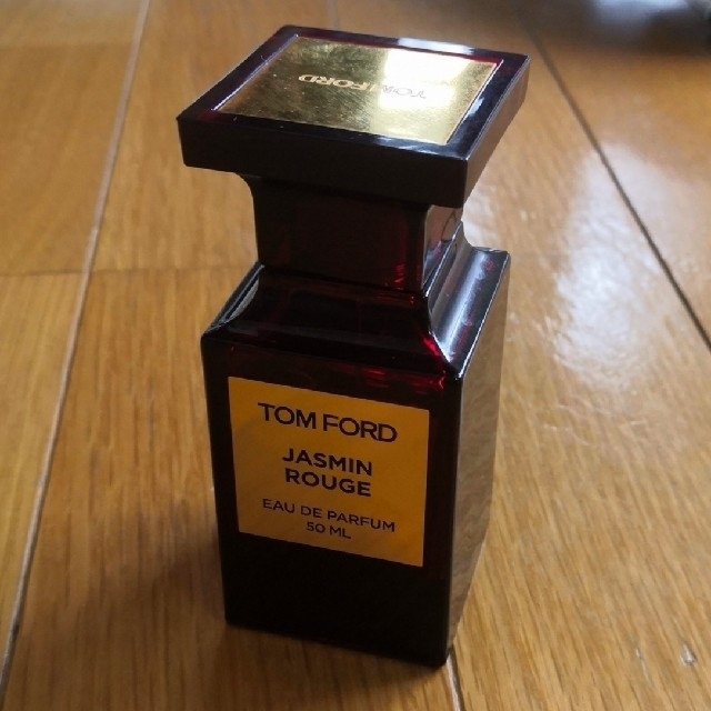 すので TOM FORD トムフォード ジャスミンルージュ 香水 ファム