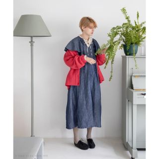 ネストローブ(nest Robe)の【出品明日4/17まで】ネストローブ　ダンガリー ケープカラードレス (ロングワンピース/マキシワンピース)