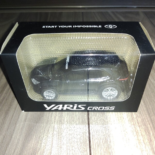 トヨタ(トヨタ)のトヨタ ヤリスクロス、RAV4PHV  プルバックカー　セット エンタメ/ホビーのおもちゃ/ぬいぐるみ(ミニカー)の商品写真