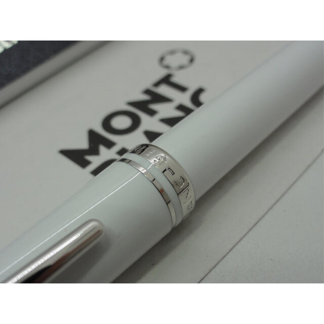 MONTBLANC - 未使用完売品！ホワイト白軸色＆プラチナ装飾☆クルーズ